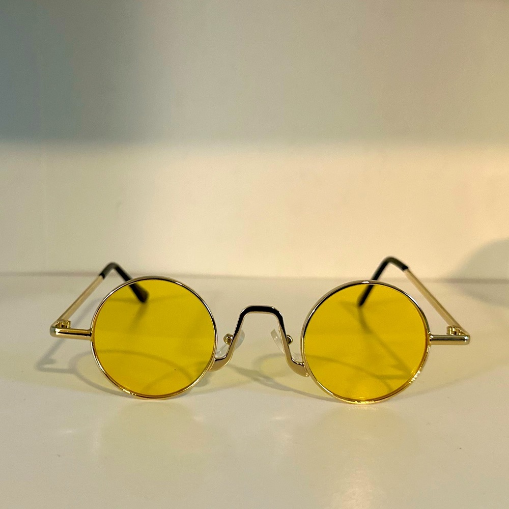 Steampunk round shaped sunglasses